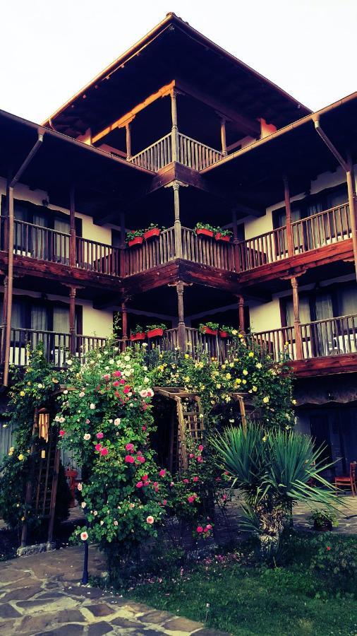 Hunting Residence Asteya Gramatikovo エクステリア 写真